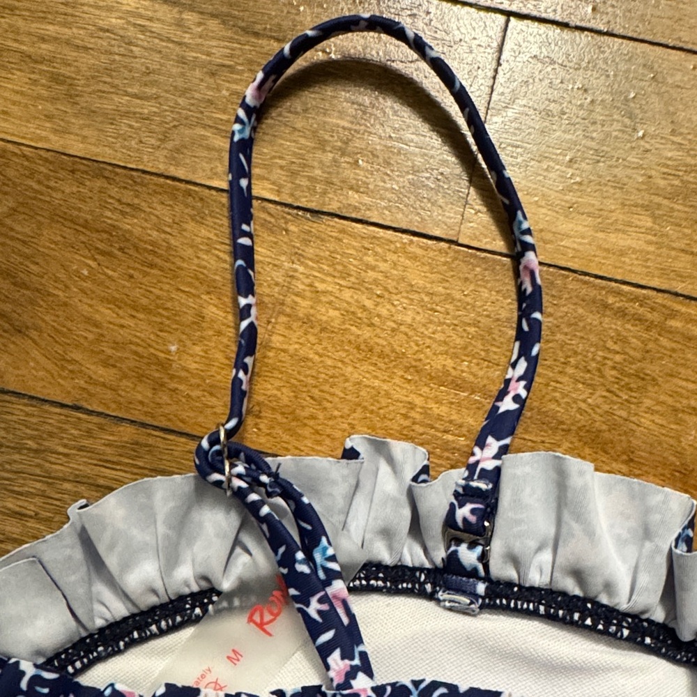 ROMWE Blue Floral Ruffled Swimsuit - Picture 7 of 8